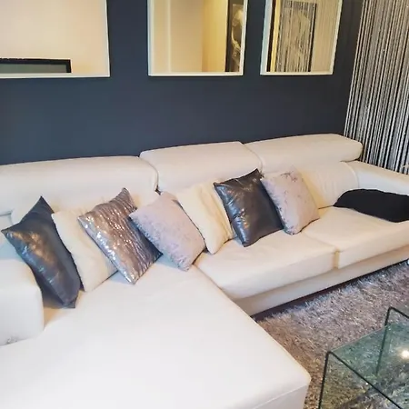 Opera Duplex Junto Al Teatro Campoamor Apartment *