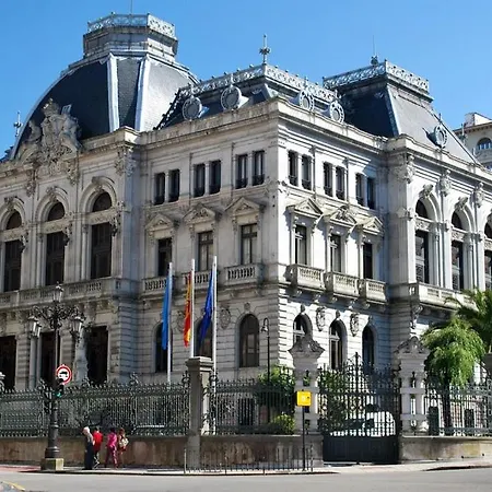 Lejlighed Opera Duplex Junto Al Teatro Campoamor Oviedo